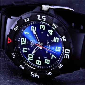 Reloj Q&Q VR199J1Y